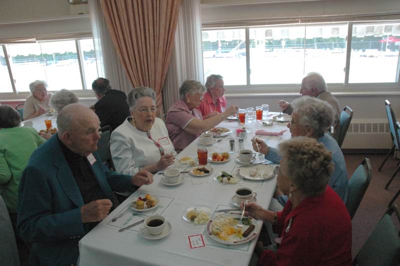 BRHS Alumni from 30's and 40's Meet at Annual Reunion - by Elizabeth Hague 