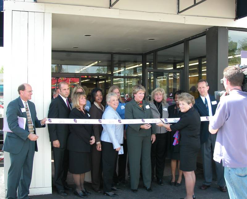 Julian Center and Kroger's opens remodeled center