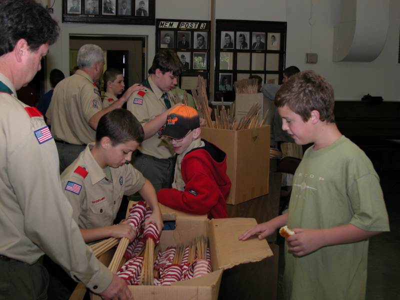 Broad Ripple American Legion Post #3 and Boy Scout Troop 18 Decorate Veterans' Graves