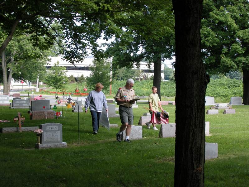 Broad Ripple American Legion Post #3 and Boy Scout Troop 18 Decorate Veterans' Graves