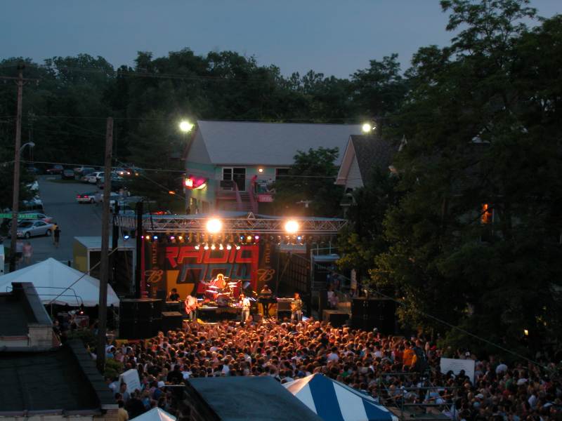 The music continued through the evening as the crowds grew.