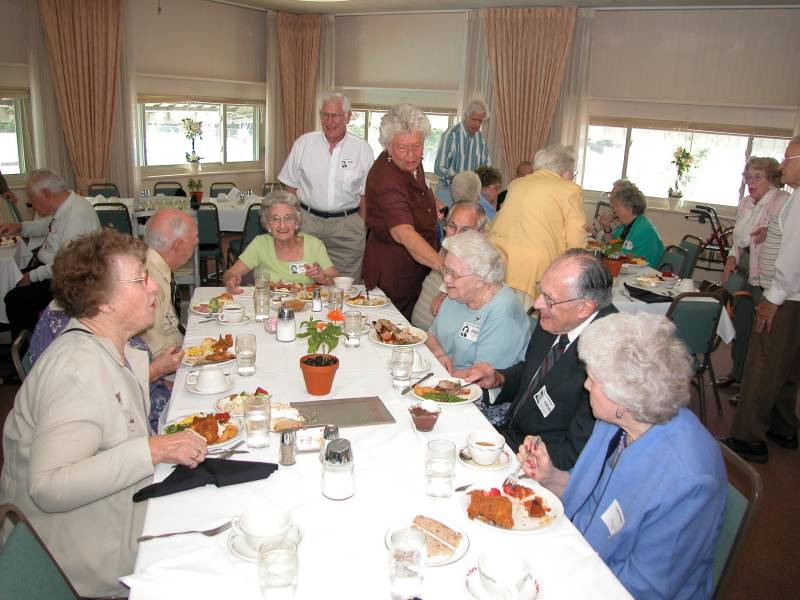 The Broad Ripple High School class of 1939 shares stories of teenage years at the annual reunion lunch.
