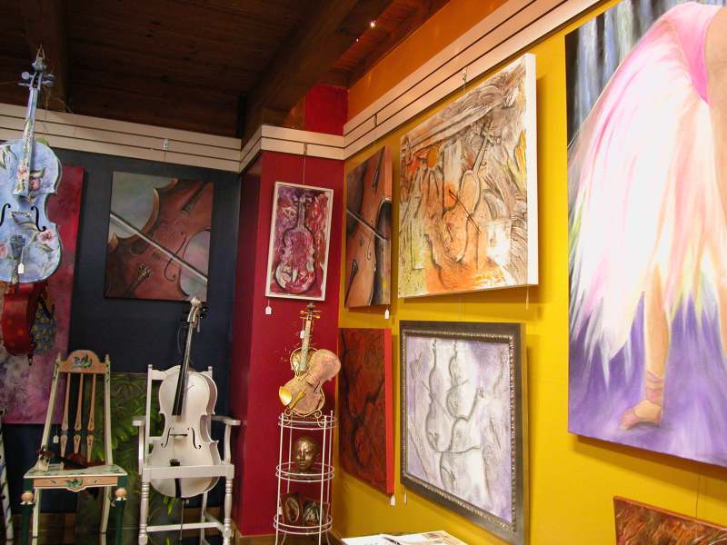 Cannon Gallery Features 