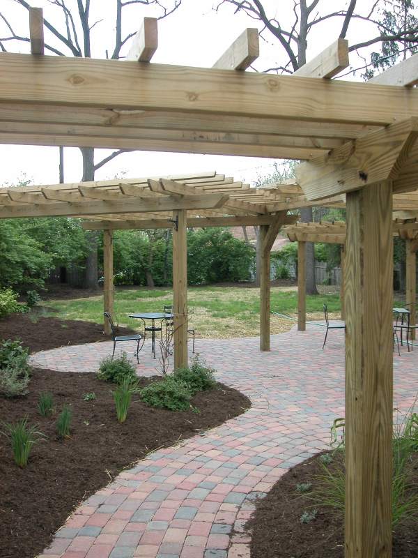 Metropolitan Motif Will Fill Your Gift and Event Needs