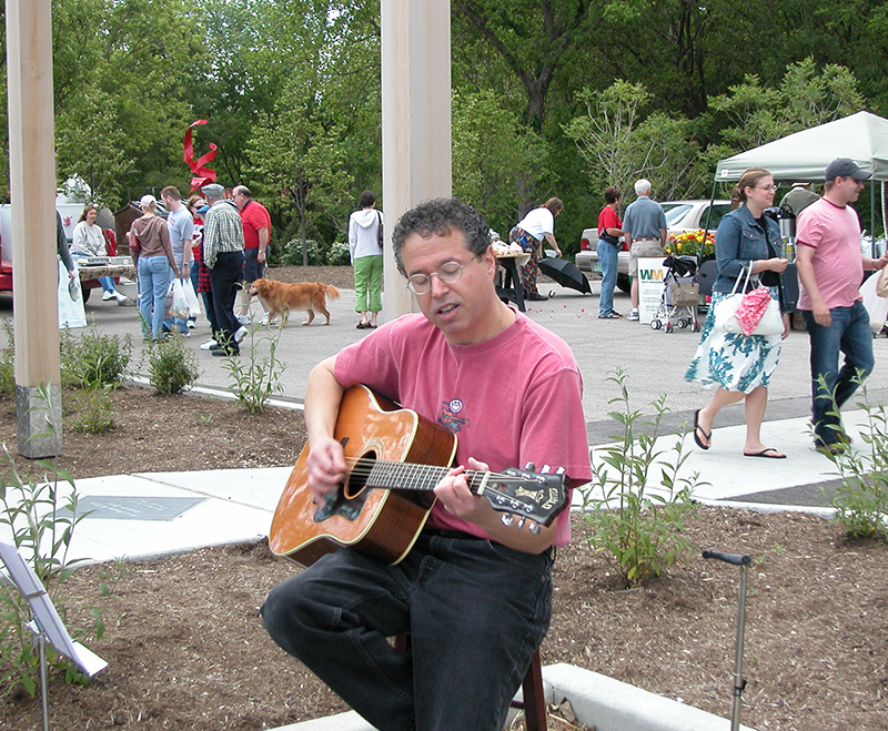 Musician Steve Feldman performed his compositions.