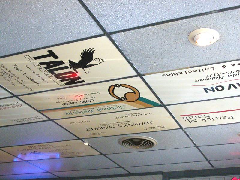 Pizza Scene - Keystone Sports Review - 5602 N. Keystone Avenue- by Mark Rumreich 