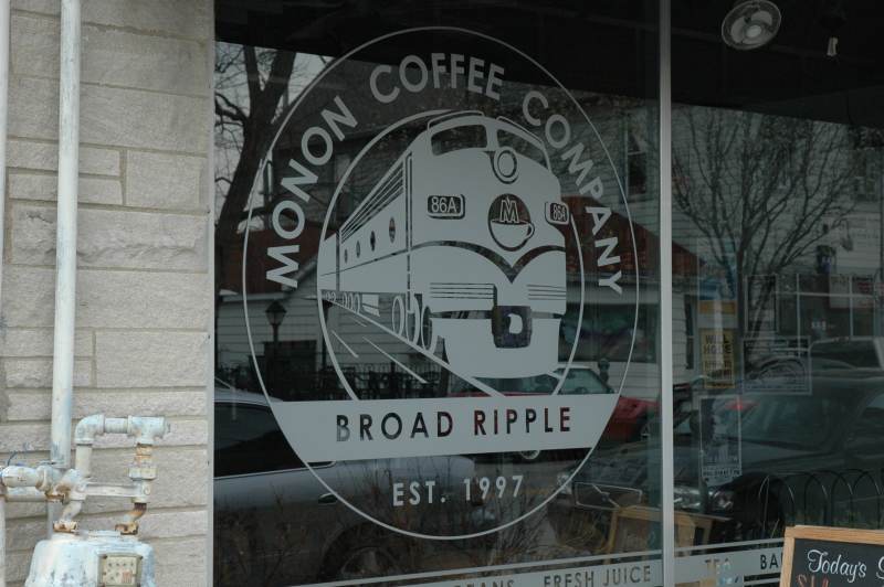 Random Rippling - Monon Coffee art