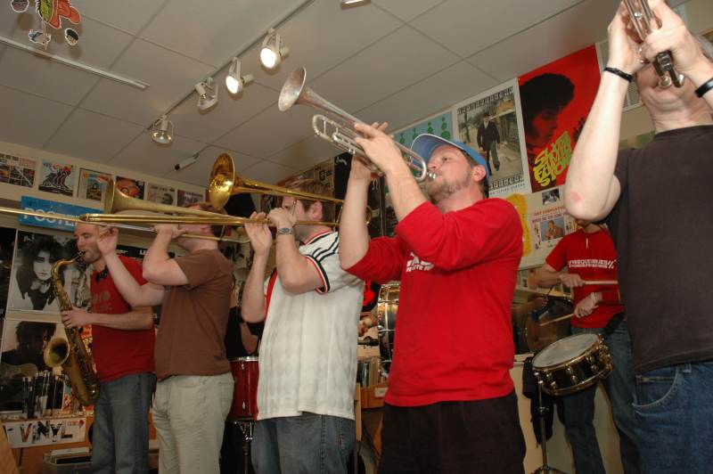 Random Rippling - Youngblood Brass Band 