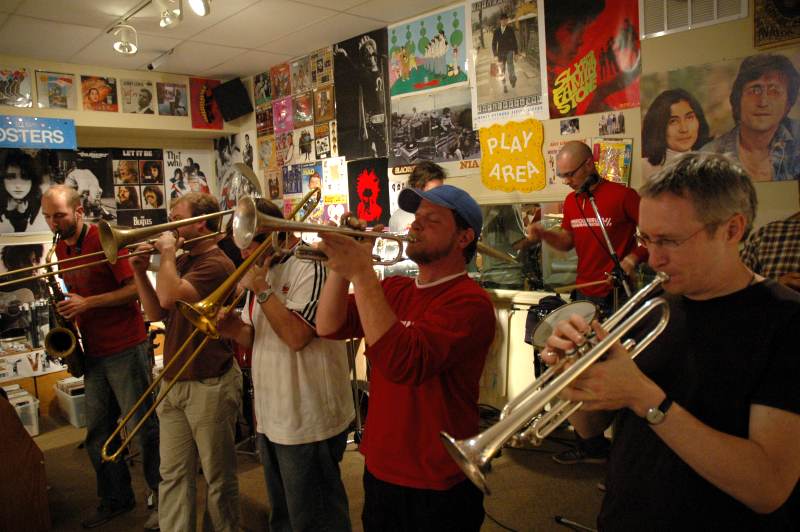 Random Rippling - Youngblood Brass Band 