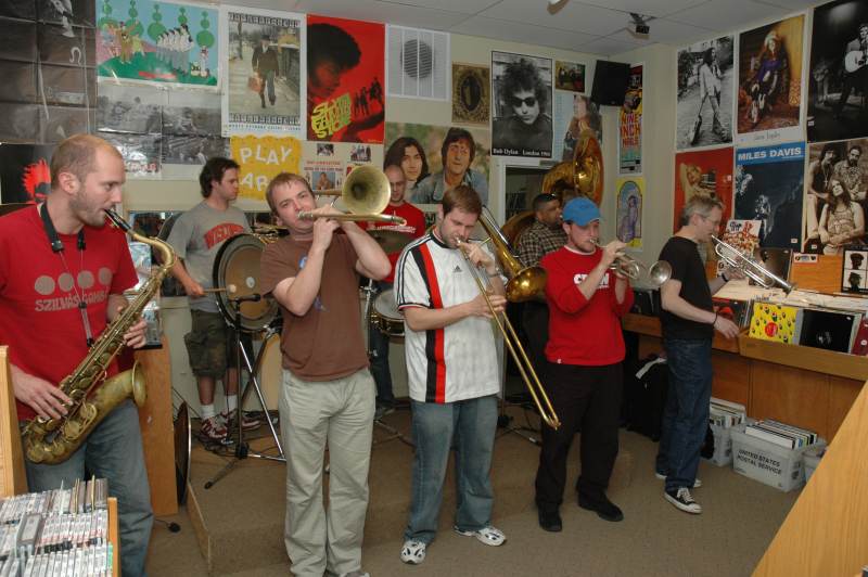 Random Rippling - Youngblood Brass Band 