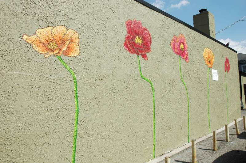 Random Rippling - flower mural 