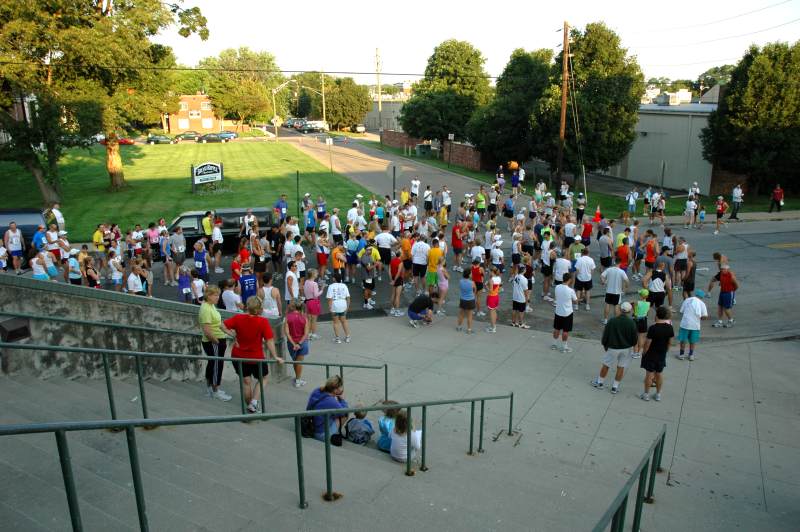 First Sunflower Market Broad Ripple 5K Walk /10K Run was a Success 