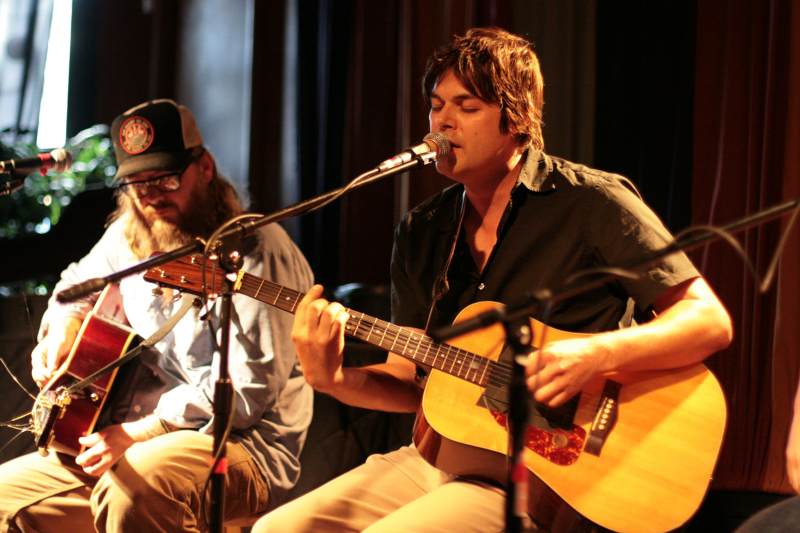 Vess Ruhtenburg (right) and Otis Gibbs (left) at the Songwriters in the Round at the Jazz Kitchen.