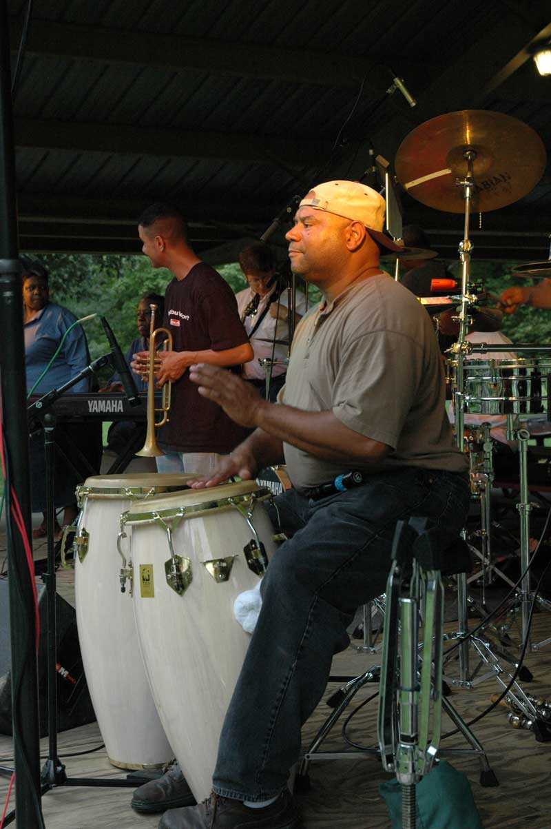 Random Rippling - Conga Jazz Closes Jazz Series