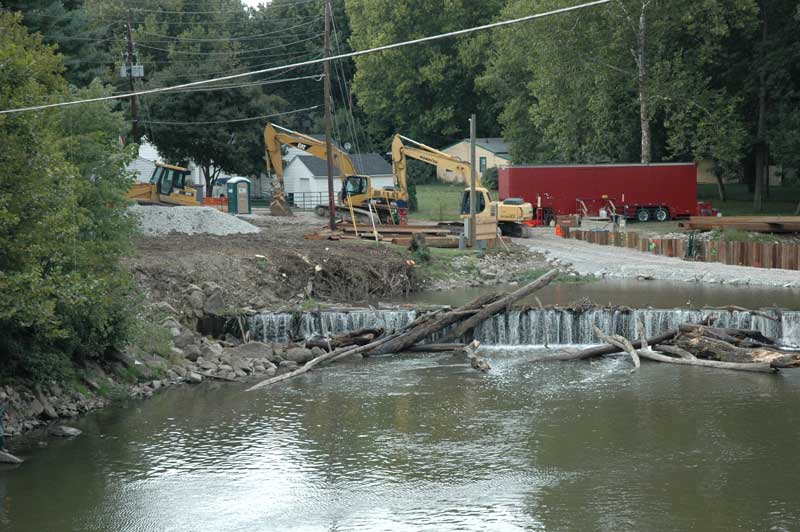 Random Rippling - 75th St spillway