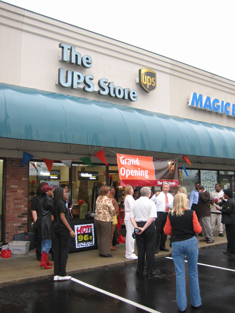 Random Rippling - UPS Store Ribbon Cutting