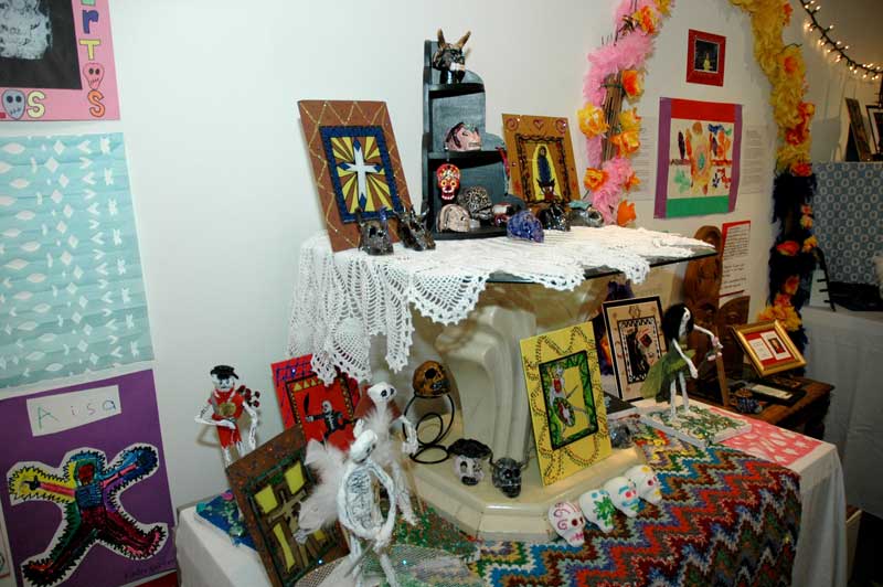 Random Rippling - Pictures from the Day of the Dead Celebration at the IAC