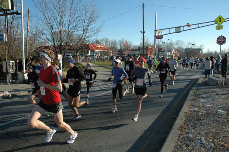 Runners, walkers come out to Broad Ripple in the thousands - By Ashley Plummer and Alan Hague