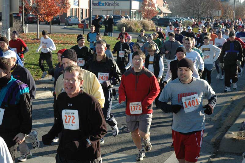 Runners, walkers come out to Broad Ripple in the thousands - By Ashley Plummer and Alan Hague