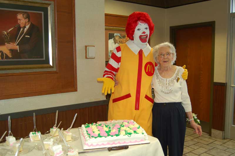 Miss Mary retires from McDonald's