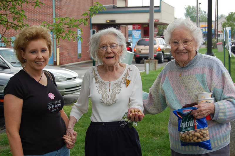 Miss Mary retires from McDonald's