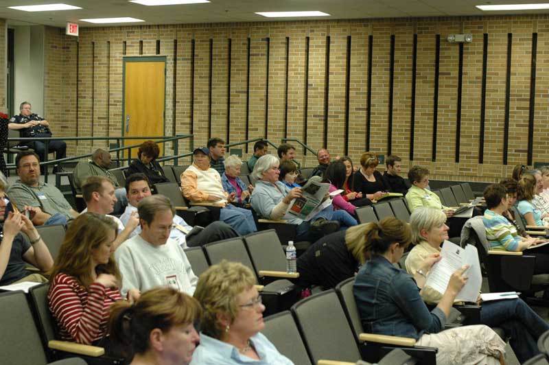 City Officials meet with Broad Ripple residents in Town Hall Meeting - By Ashley Plummer