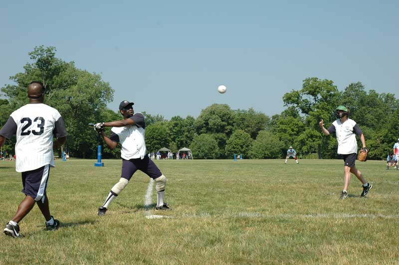 Indianapolis Thunder places third in Broad Ripple Beepball tournament - By Ashley Plummer