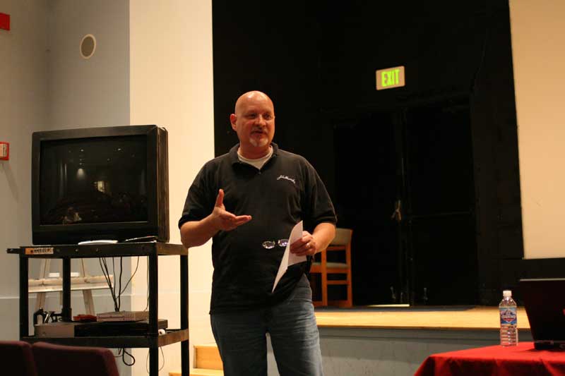 Indianapolis Public Works Assistant Administrator John Oakley speaks to the BRVA and residents about Levee closures. 