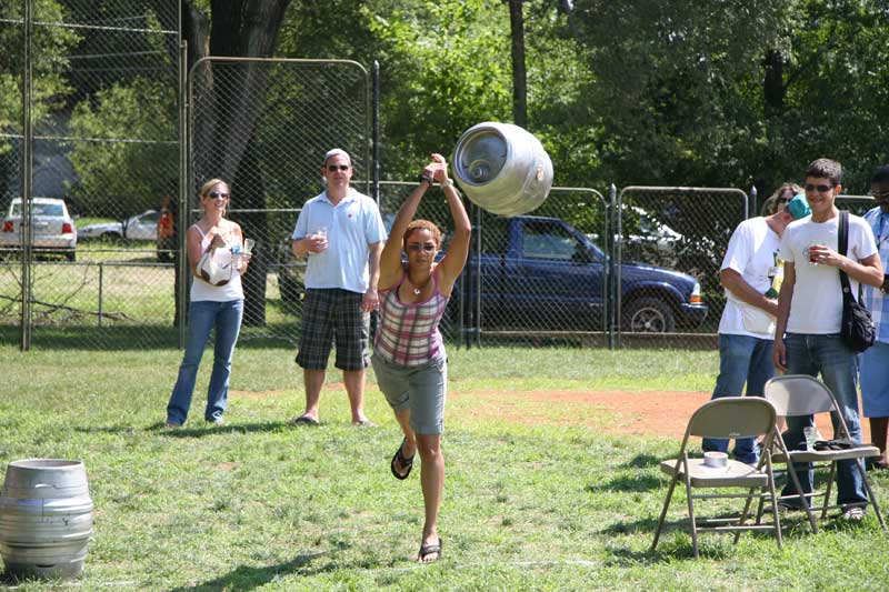 Some keg tossers had graceful form and follow-through.