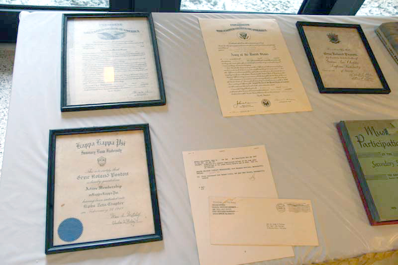 BRHS Golden Singers honor Gene Poston at reunion