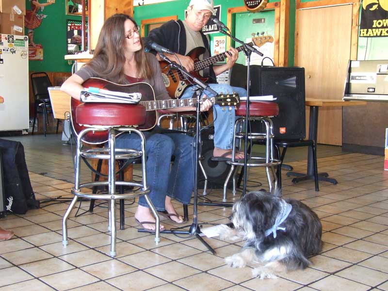 Amy, Keith and Iris (doggie) at the Lockerbie.