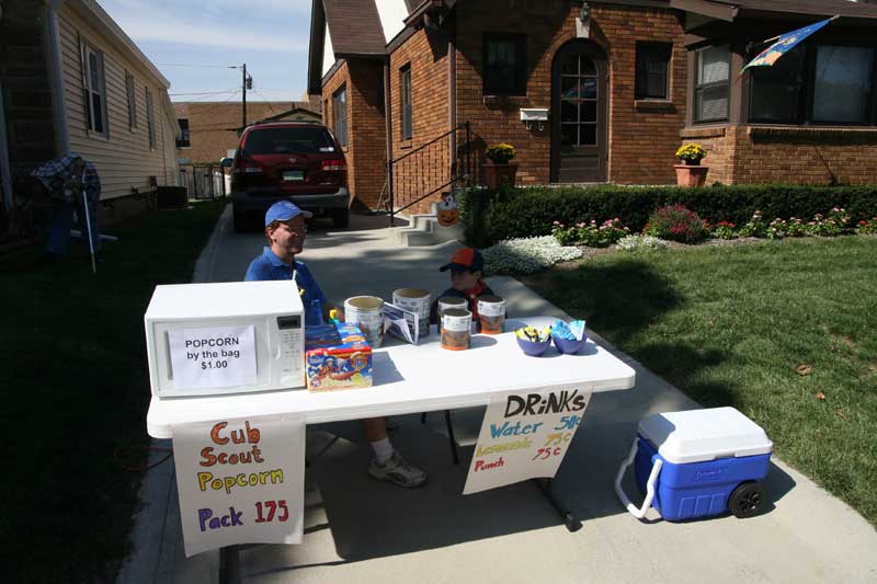 Tom Horlander manning the Boy Scout popcorn table