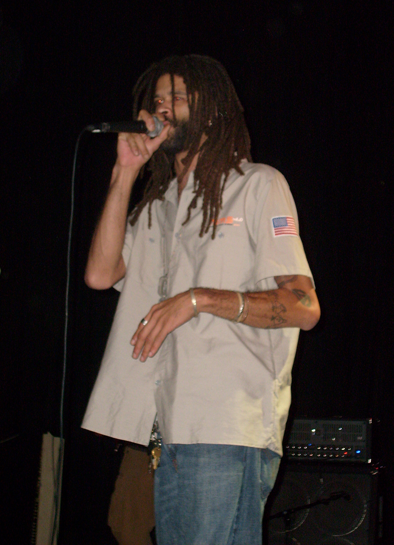 Russell Johnson lyricizing with Lazarus at Birdy's October 20, 2007