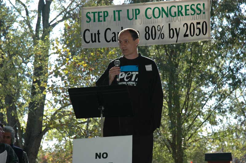 Step It Up rally focuses on Global Warming issues - By Ashley Plummer