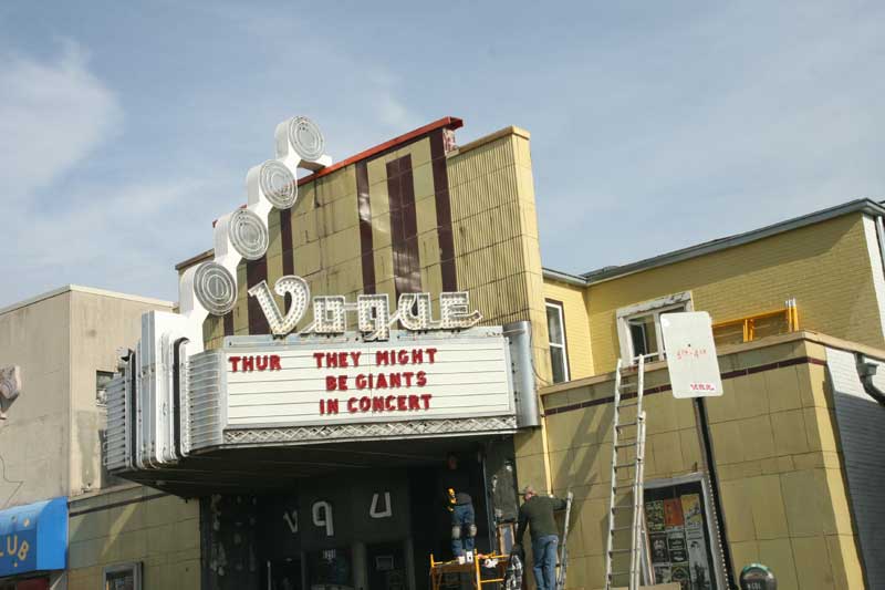 Random Rippling - Vogue facade restoration