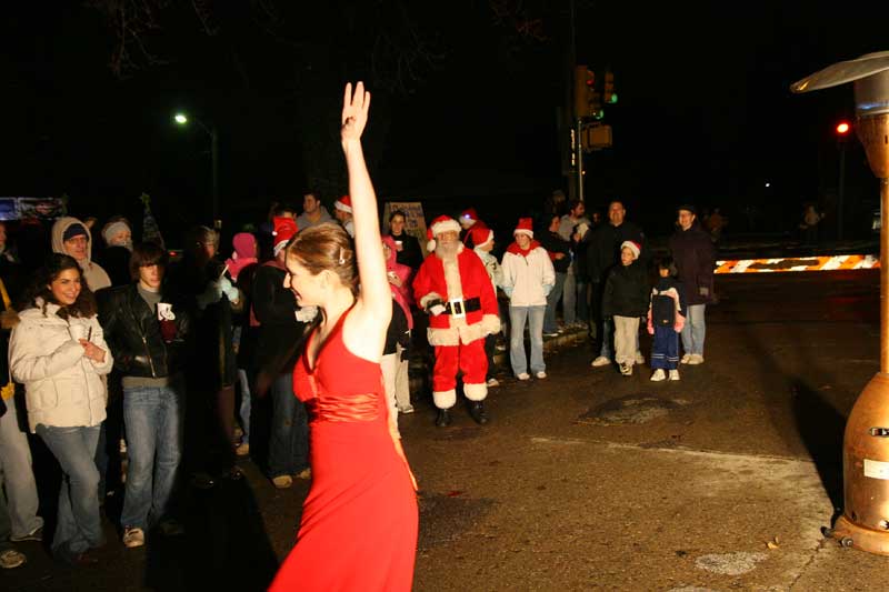 Random Rippling - Christmas on the Corner raised money for Ronald McDonald House