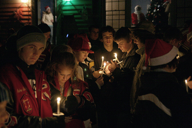 Random Rippling - Christmas on the Corner raised money for Ronald McDonald House