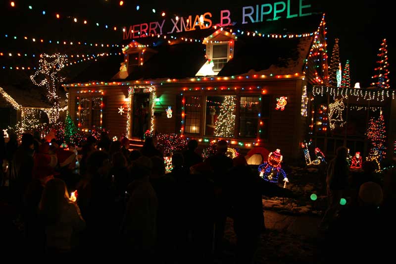 Random Rippling - Christmas on the Corner raised money for Ronald McDonald House