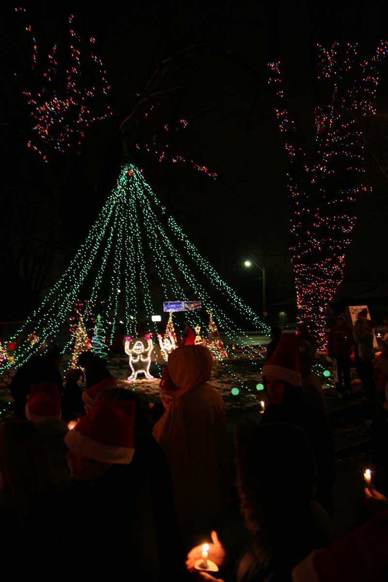 Random Rippling - Christmas on the Corner raised money for Ronald McDonald House