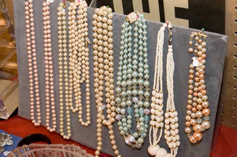 Handmade jewelry shop opens on Ferguson - by Rebecca Davidson 