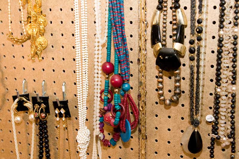 Handmade jewelry shop opens on Ferguson - by Rebecca Davidson 