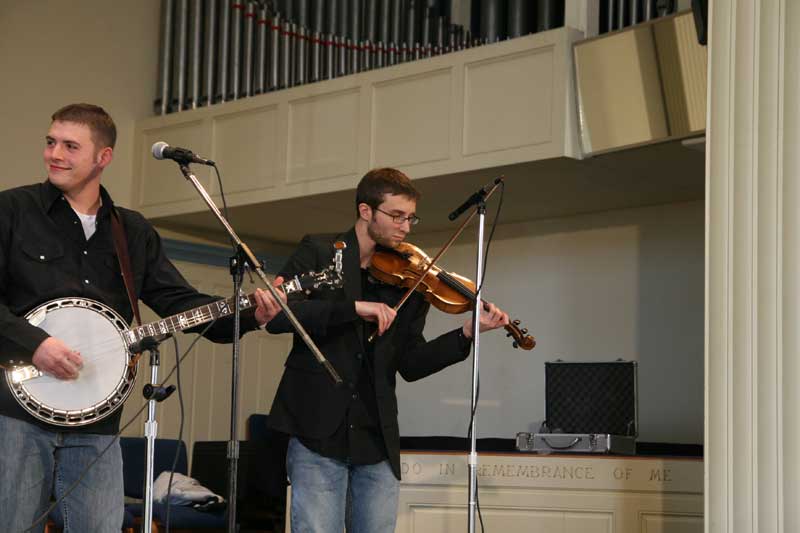 Bluegrass concert on a frosty day - by Heidi Huff 