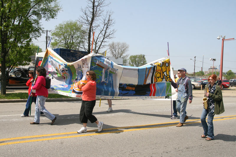 Random Rippling - On Procession art parade