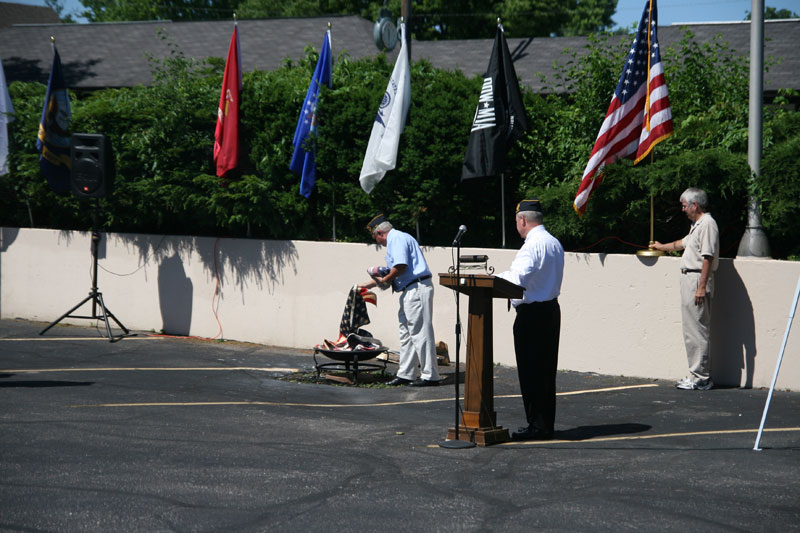 Random Rippling - Flag Day ceremony at Kennington Post