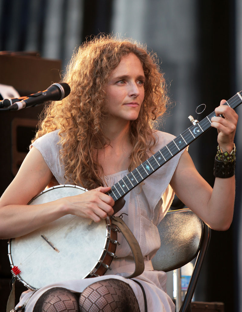 Random Rippling - Abigail Washburn concert in Beijing - by Bob Schmidt