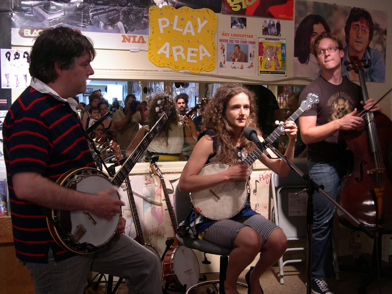 Random Rippling - Abigail Washburn at Indy CD & Vinyl