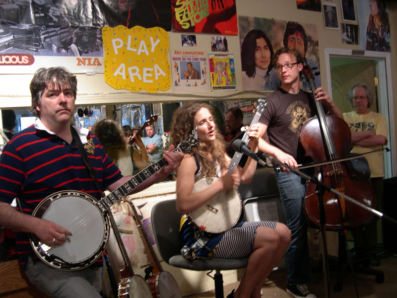 Random Rippling - Abigail Washburn at Indy CD & Vinyl