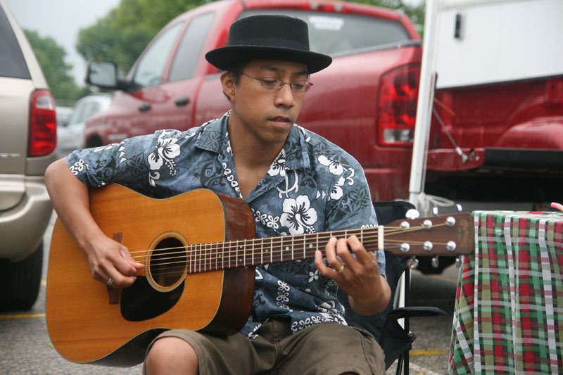 Mario Joven music at the market