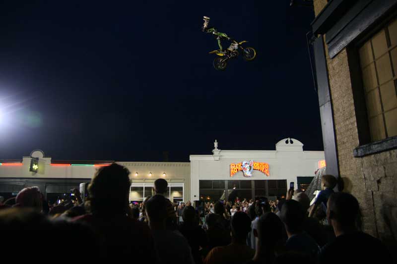 Random Rippling - Red Bull TNT Freestyle Riders