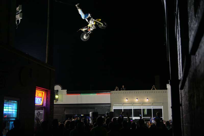 Random Rippling - Red Bull TNT Freestyle Riders